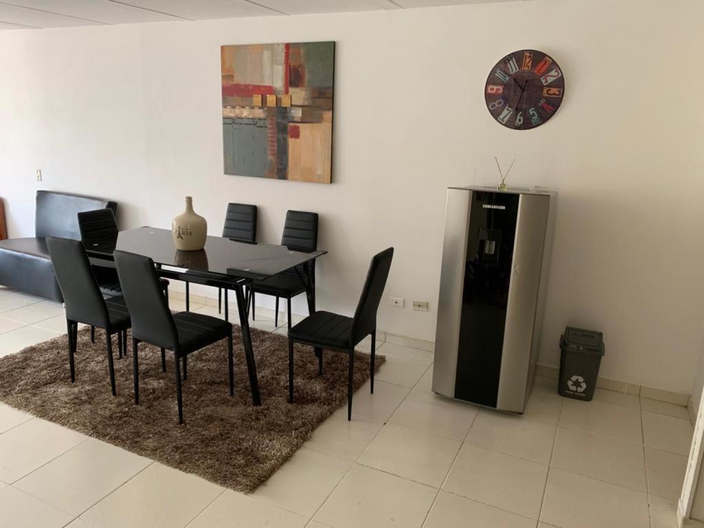 ميديلين E2 Comodo Y Amplio Apartamento En Laureles Estadio 120 Mts2 المظهر الخارجي الصورة